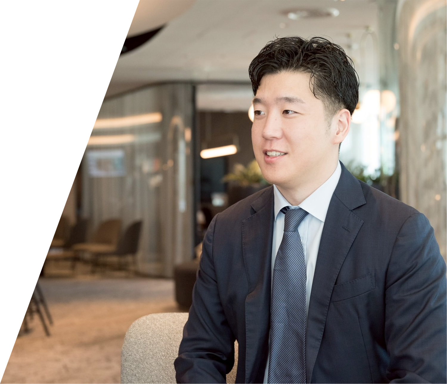 代表　尾崎邦明